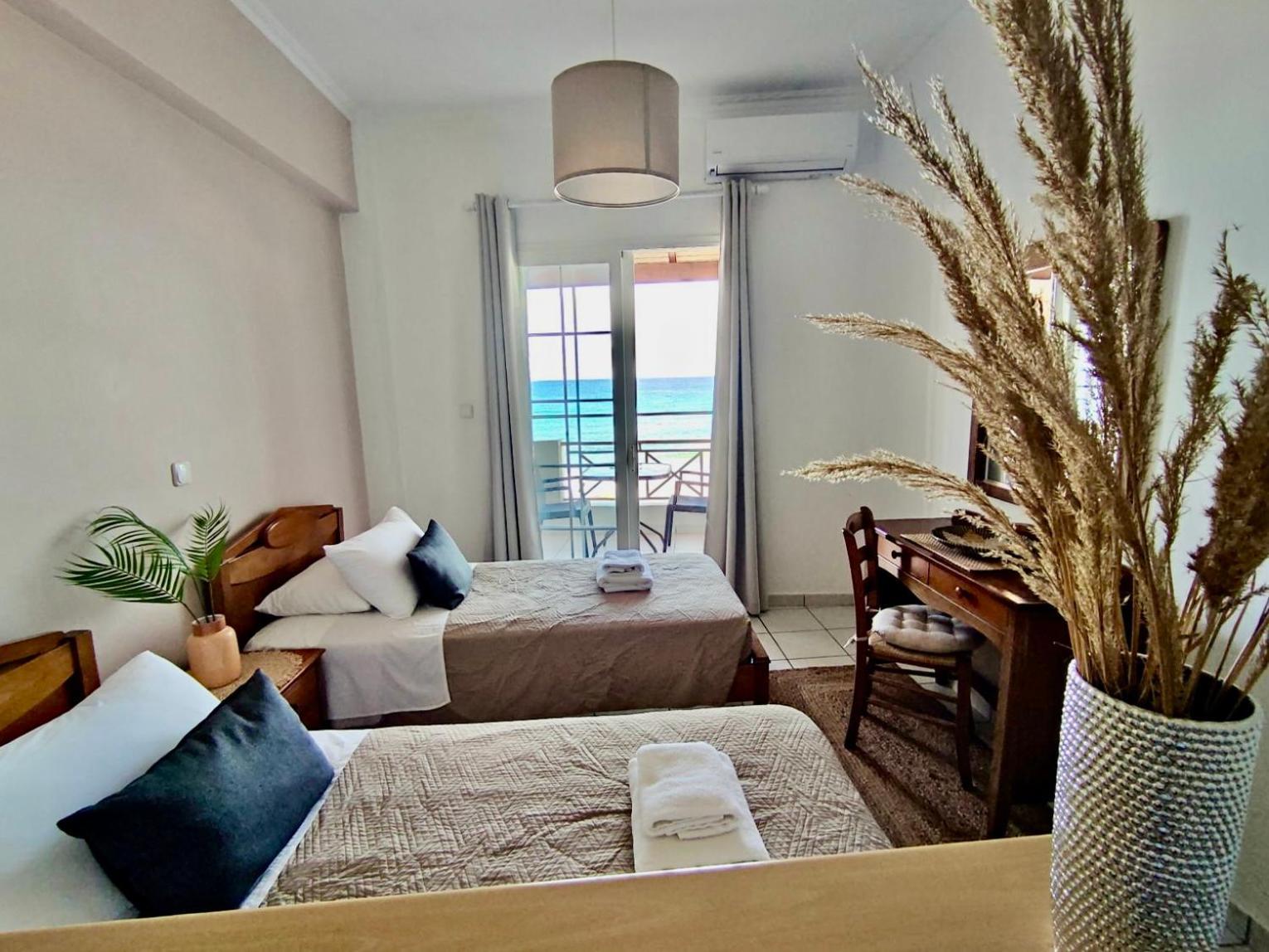 Nereides Apartments Agios Gordios  Exteriér fotografie
