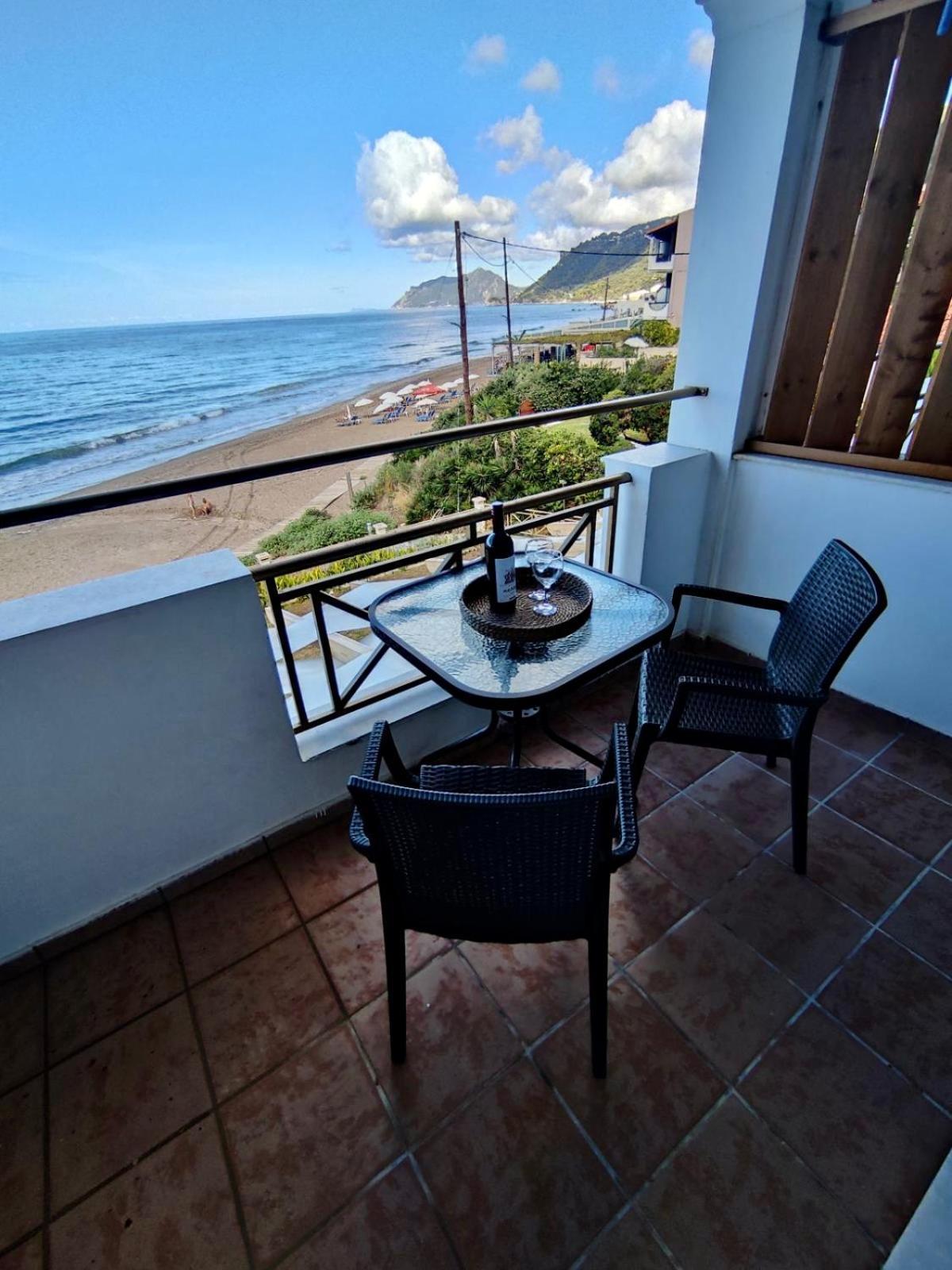 Nereides Apartments Agios Gordios  Exteriér fotografie